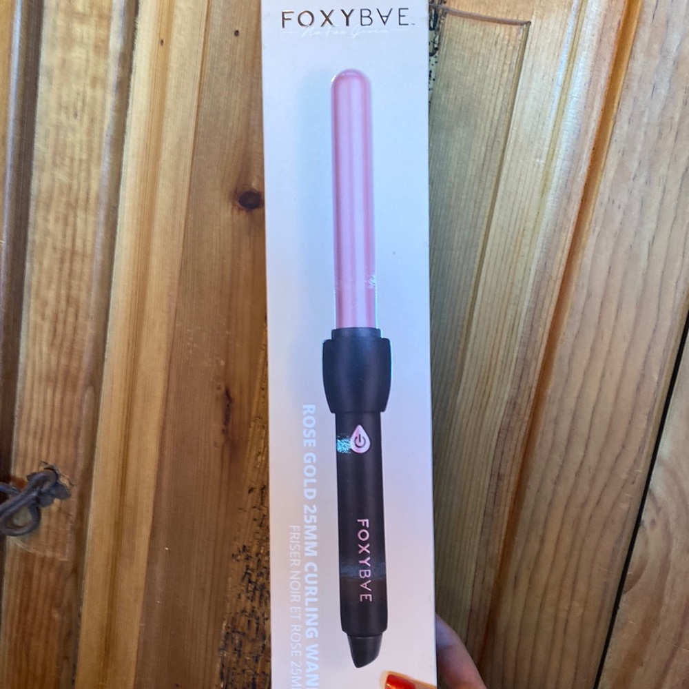 Foxy bae black and rose gold 25mm wand